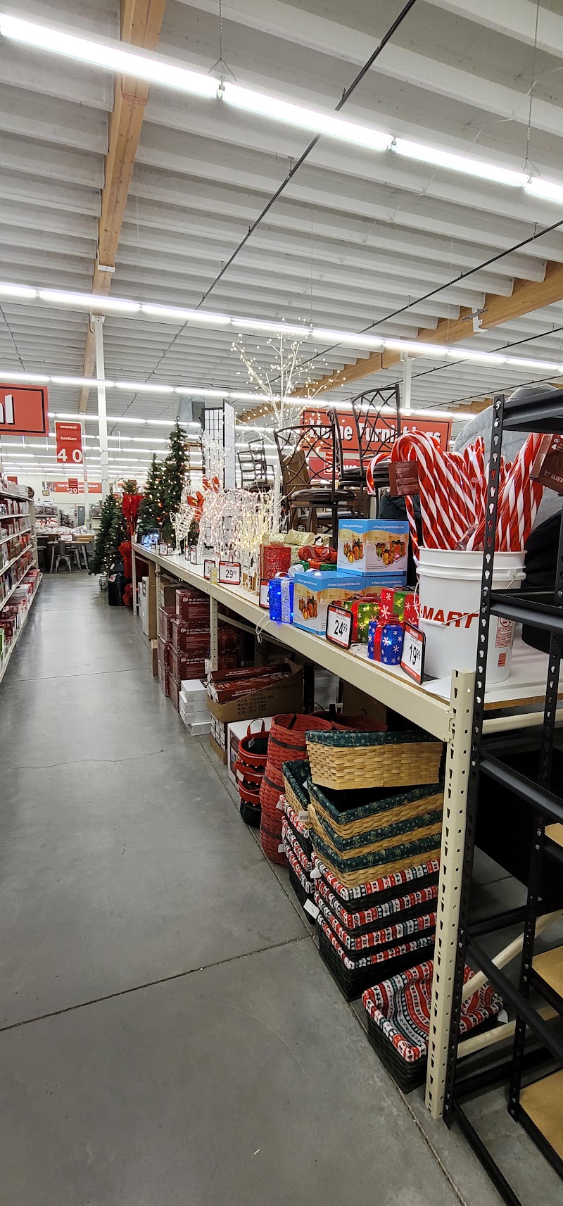 Bi-Mart #682 photo