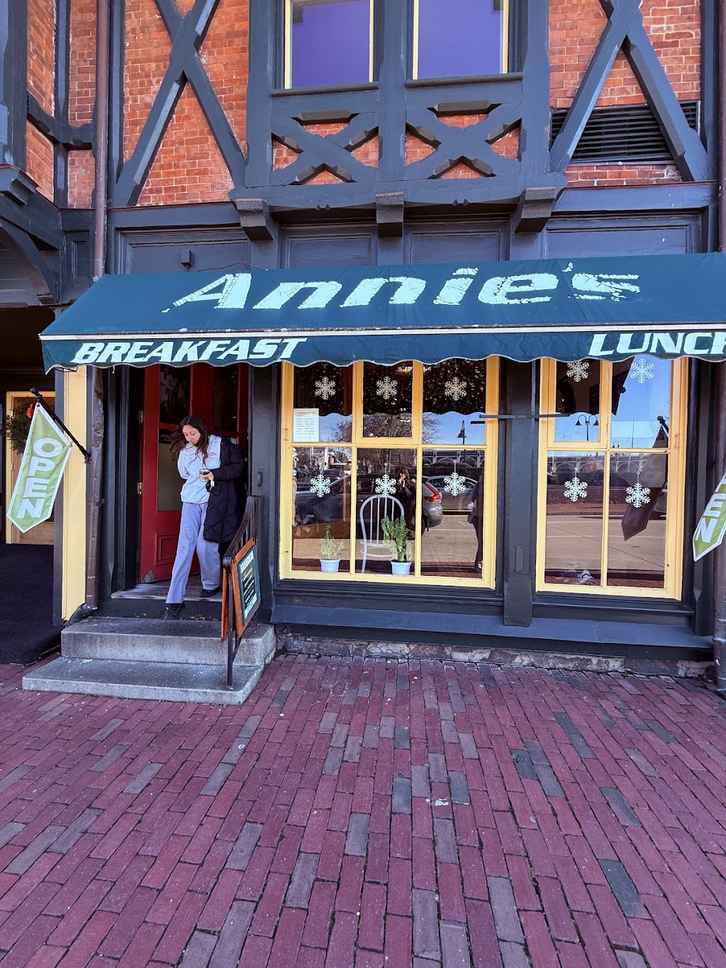 Annie’s