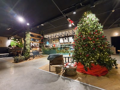 Hound Coffee & Eatery - Kafe