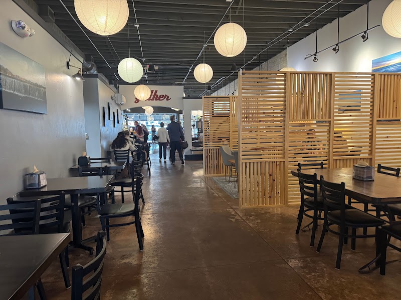 Roots Coffeebar & Cafe photo 3