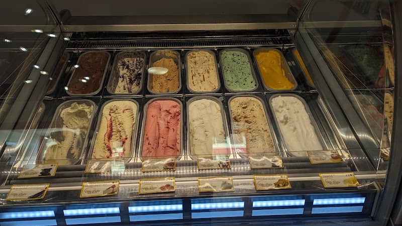 MJ'S Gelato & More photo 4