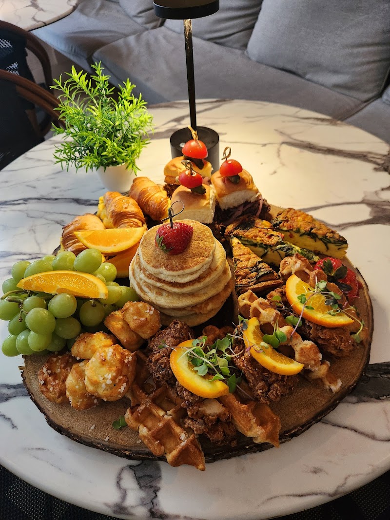 The House on the River photo 3