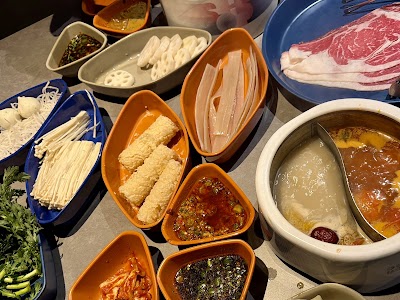 The Dolar Shop Hot Pot Manhattan photo 3