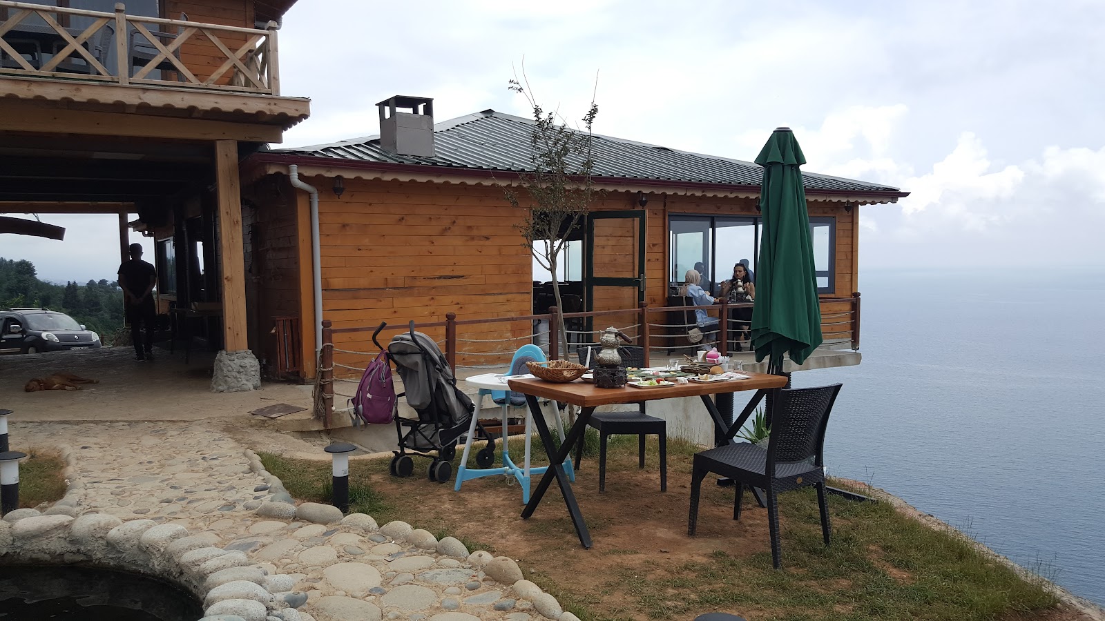 Tepedebiyer Restoran & Bungalov ( Dağ Evi ) mekanı