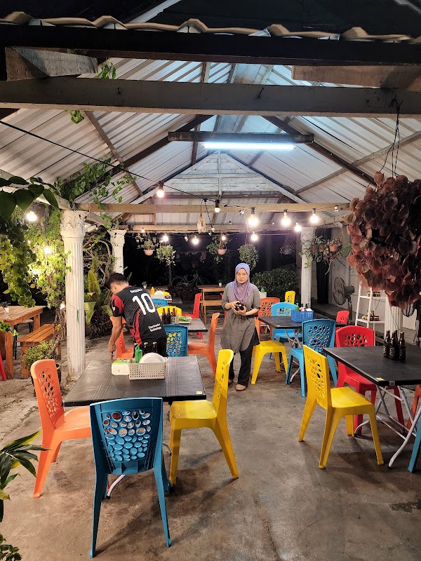 Qulai Pizza Kayu Api