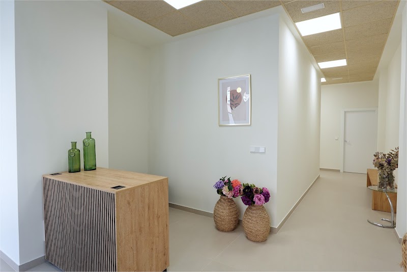 Clínica by 24h Benimaclet | Podología, nutrición, fisioterapia