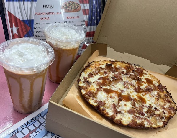 Photo by La Unica Bakery & Pizzeria