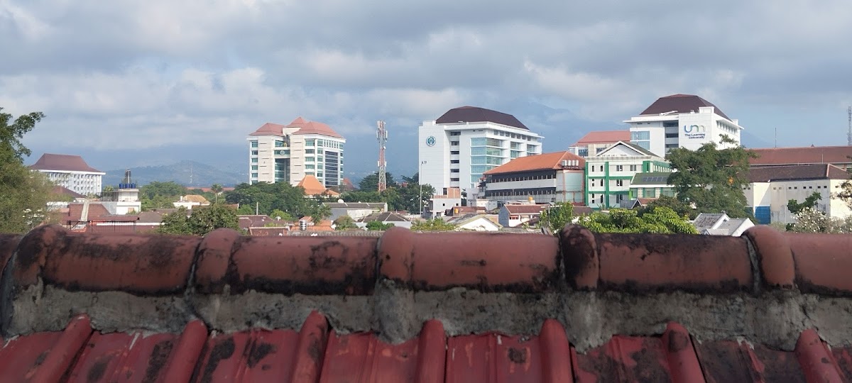 KOST PUTRI 122