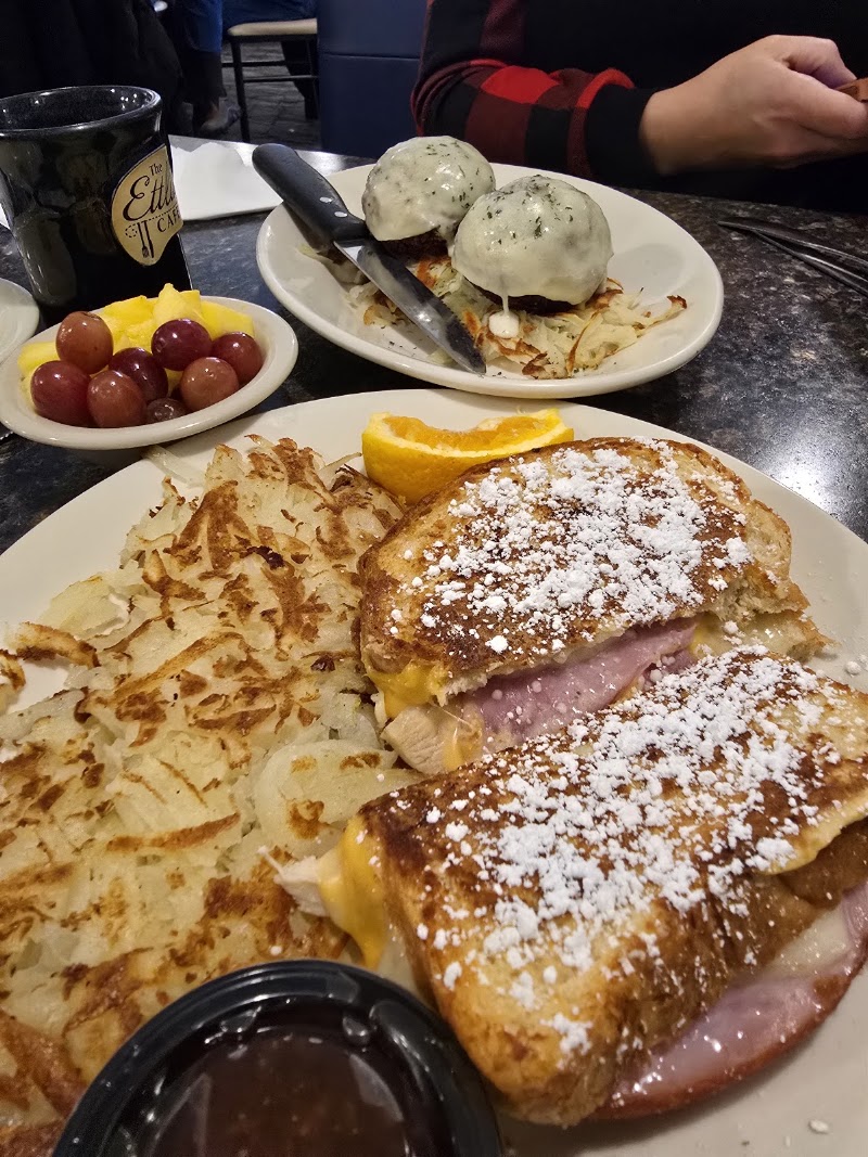 The Ettlin's Cafe photo 3