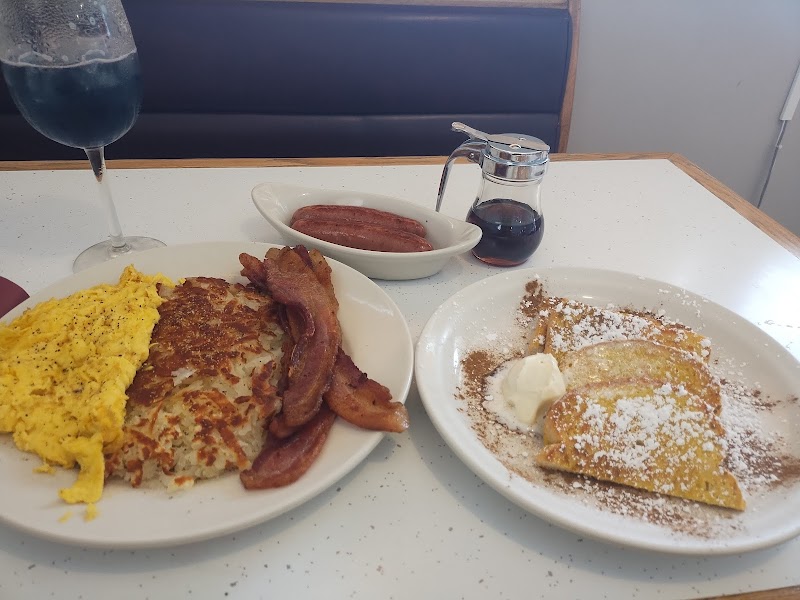 The Ettlin's Cafe photo 3