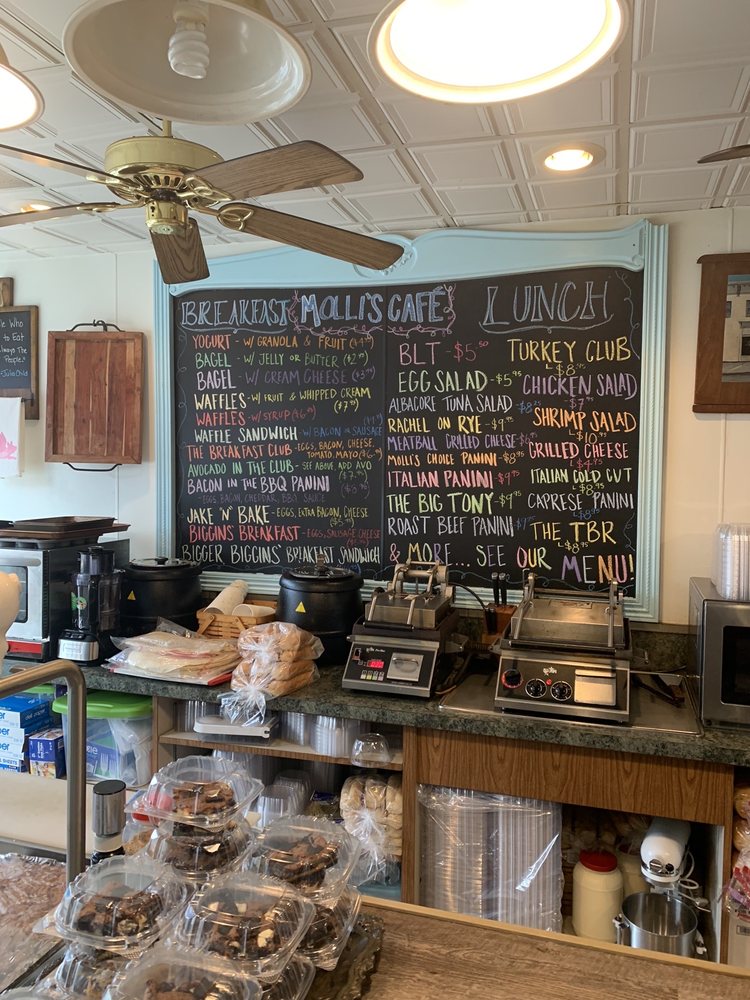 Molli's Cafe photo 1