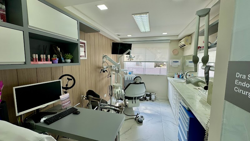 Dra. Sheilla Faccin | Dentista no Cabral - foto 2