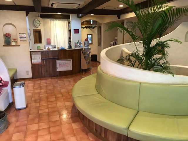 江本智子ウィメンズクリニックの外観