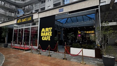 ART & DANCE CAFE BAR TİVAT