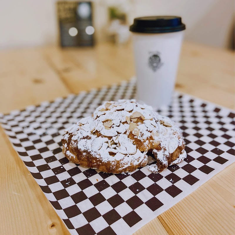 Pups & Cups Cafe photo 2
