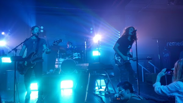 LIFELIGHT INC exterior