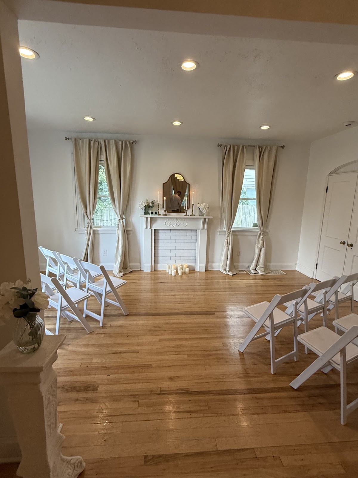 White Velvet Chapel | Weddings & Elopements Nashville: Google Places image 5