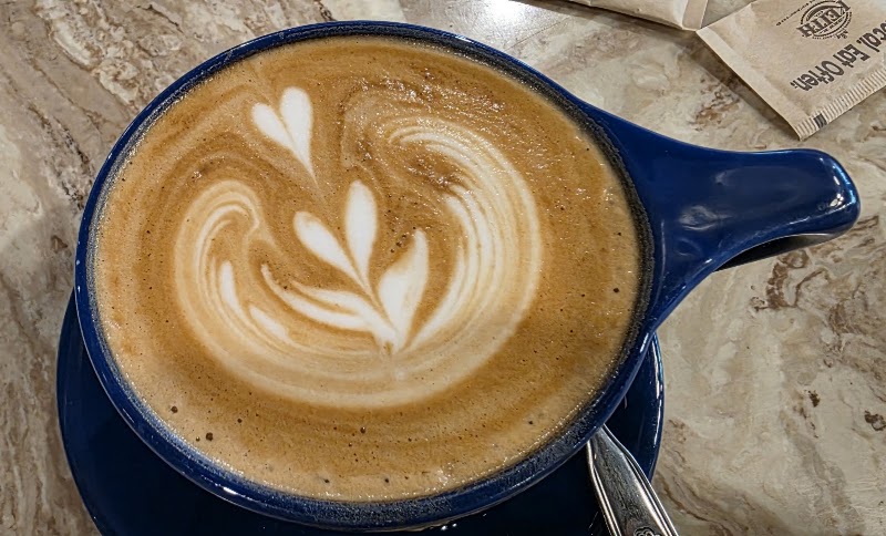Perets Dessert & Coffee Bar photo 4