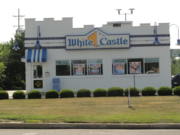 WHITE CASTLE #30 exterior