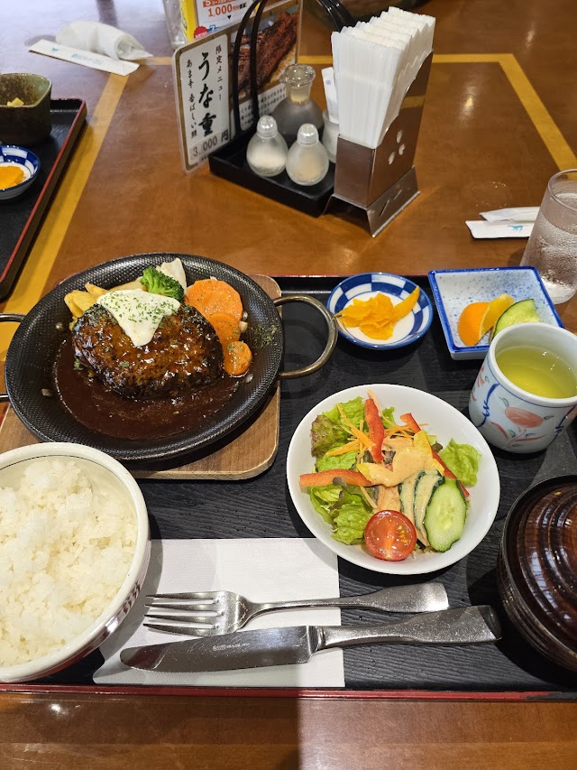 Mochizuki Country Club - Photo 6