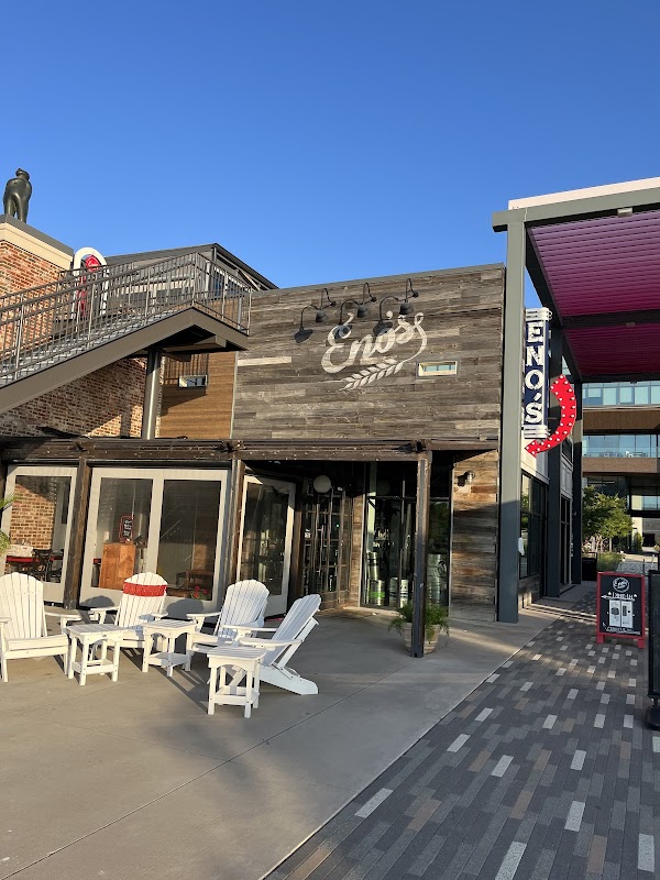 Eno's Pizza Tavern photo 1