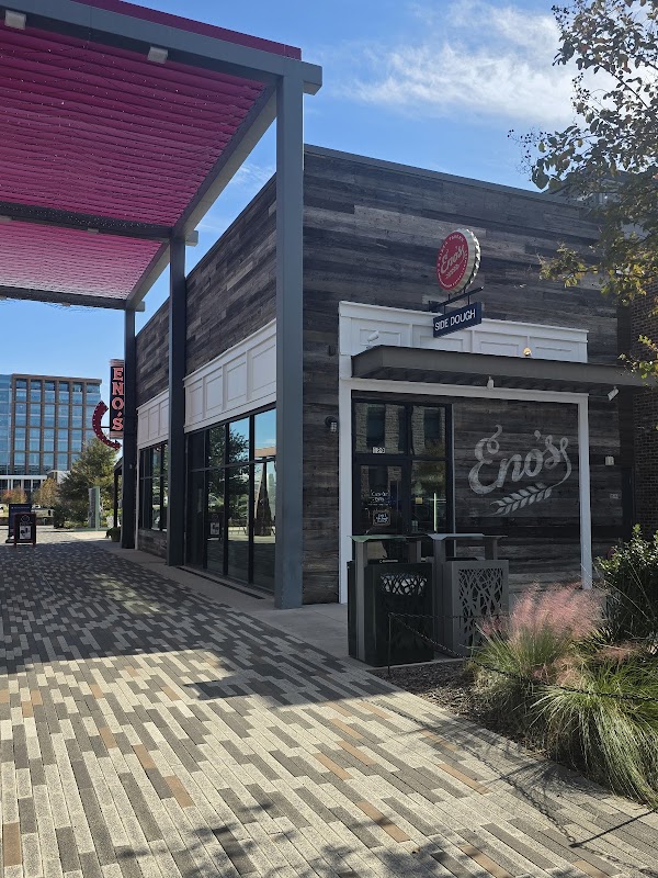 Eno's Pizza Tavern photo 7