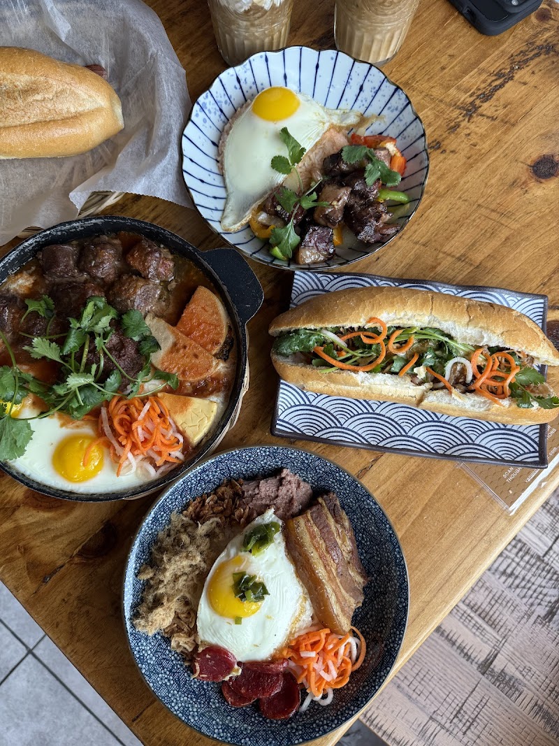 Vang Coffee Bar photo 4