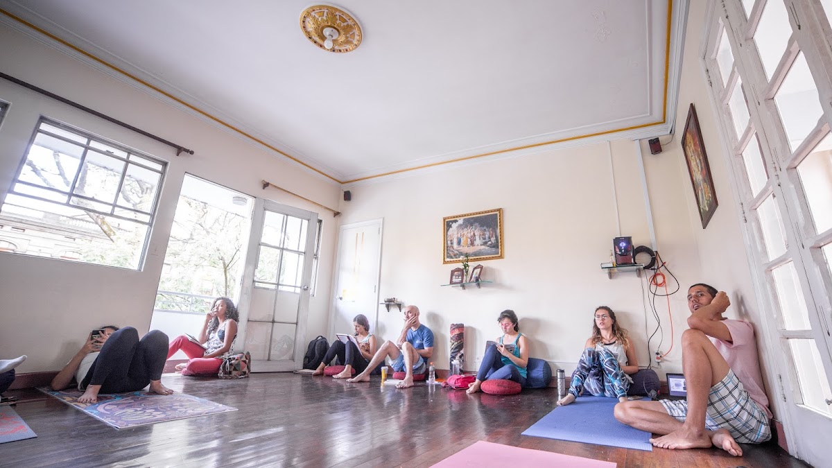 Govindas Escuela de Yoga - Medellín — 3