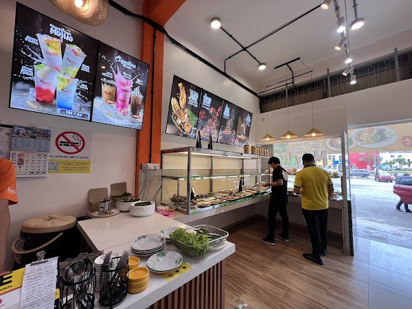 Warung Marlis - Photo 1