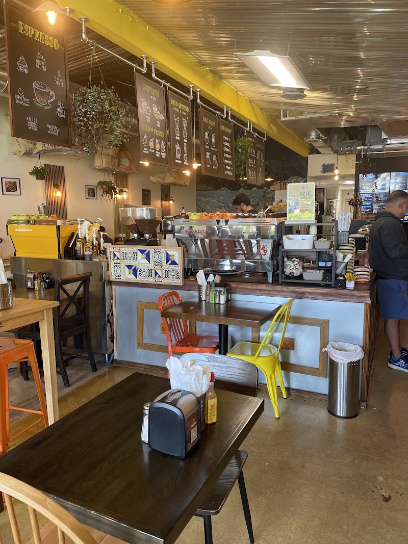 Macondo Coffee Roasters - Kendall photo 2