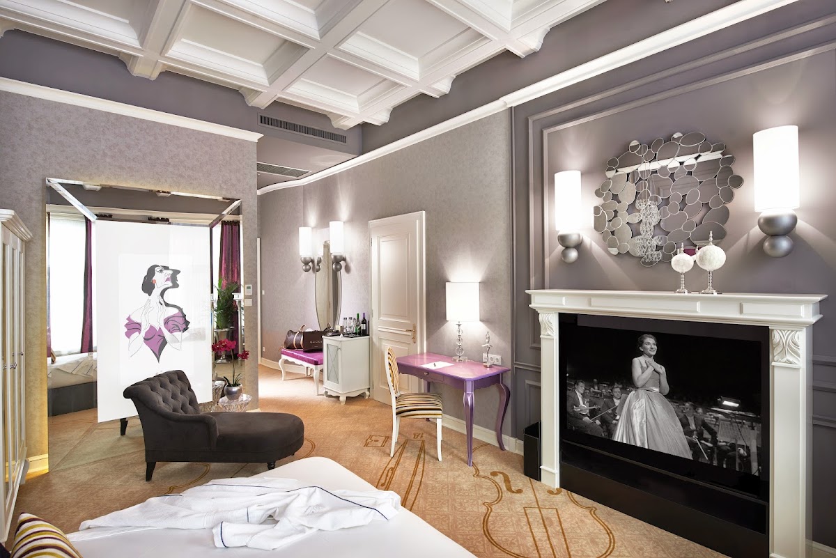 Aria Hotel Budapest by Library Hotel Collection, dog-friendly hotel