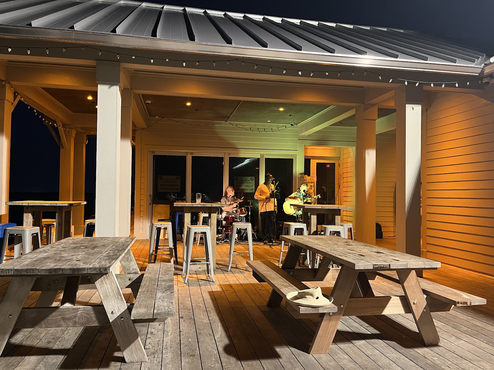 City Pier Grill and Bait