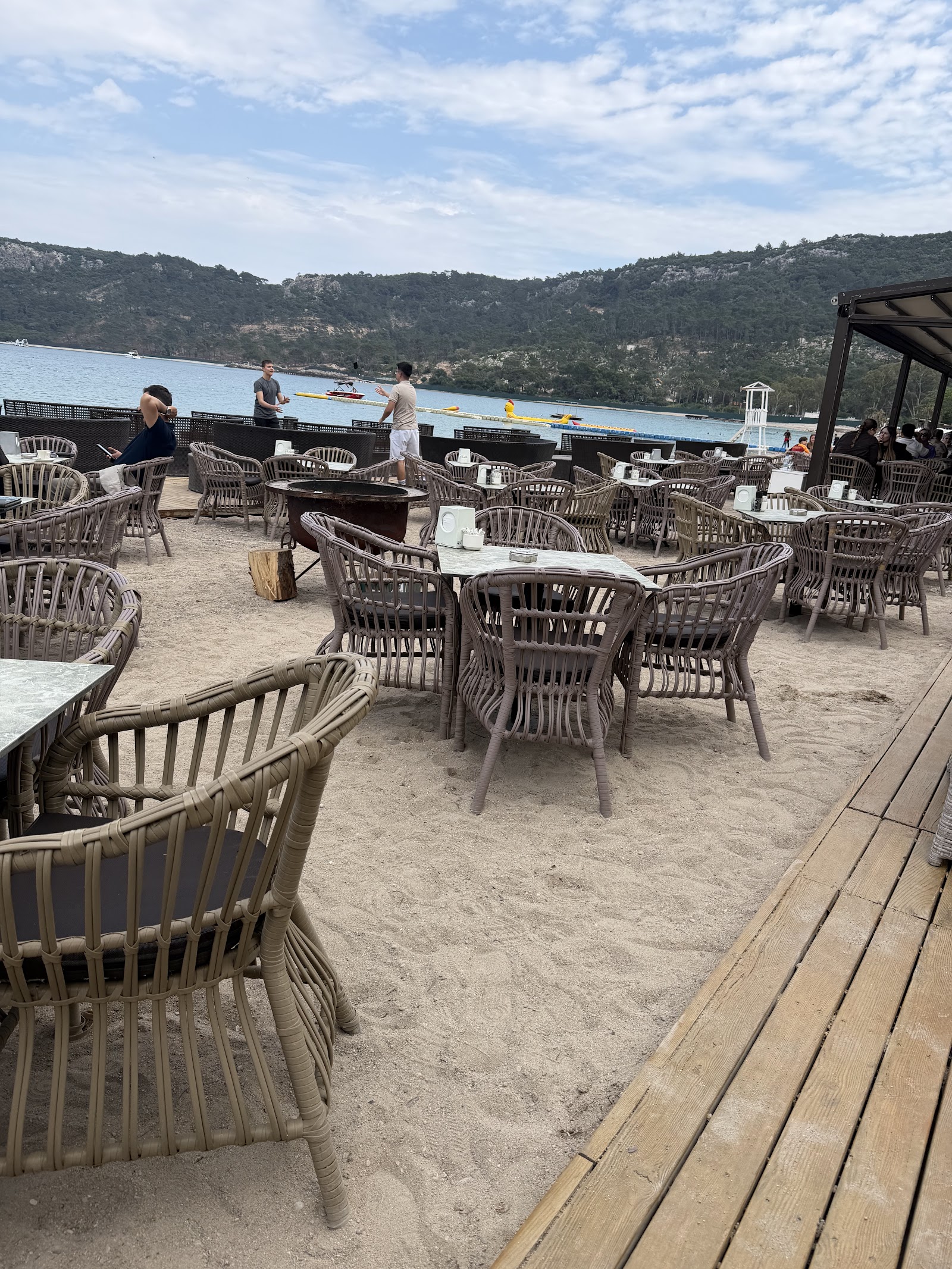 Dakapo Beach Club Kemer mekanı