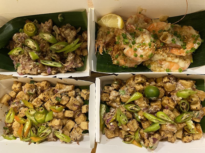 La’ Mesa kamayan