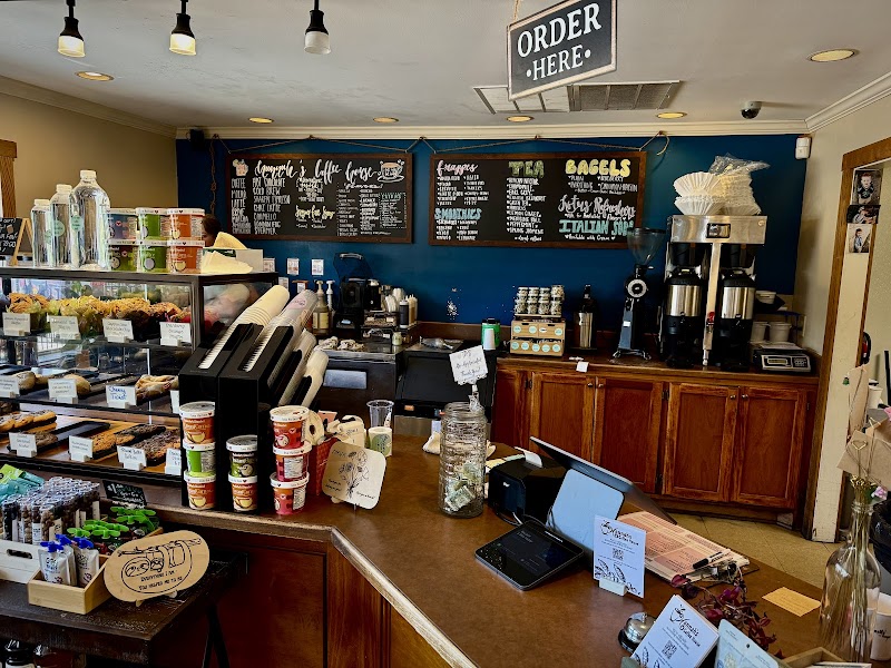 Hannah's Coffee House photo 4