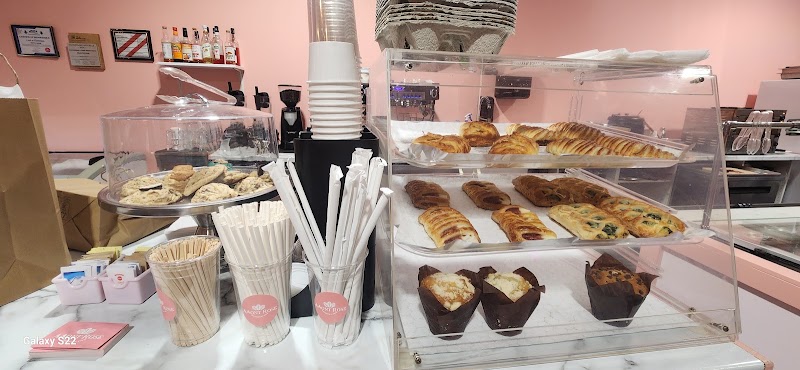 Patisserie & Café Mont Rose (Saint-Hyacinthe) photo 1