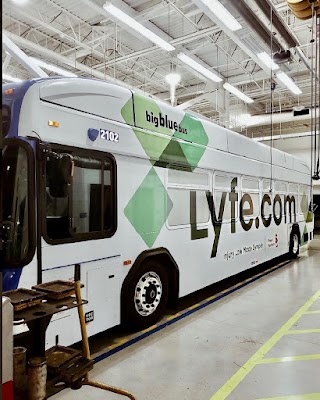 Lyfe Law - Car accident lawyer in Tarzana