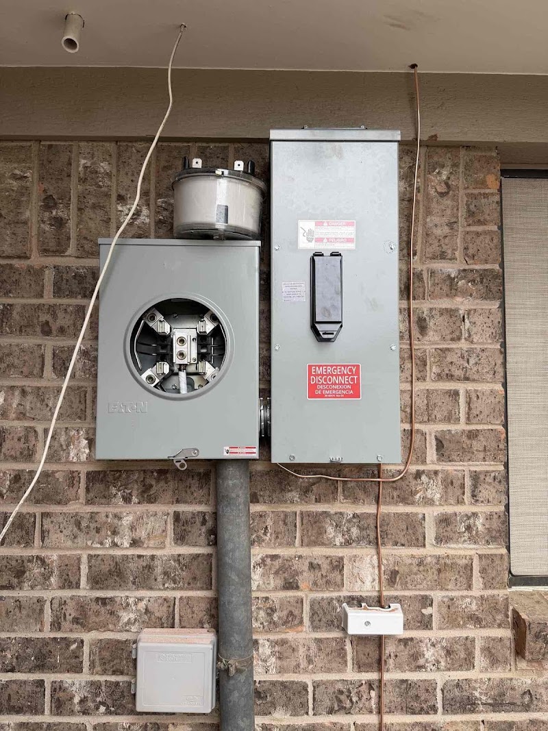 TopTech Electric & Plumbing - Electrician in Richland Hills