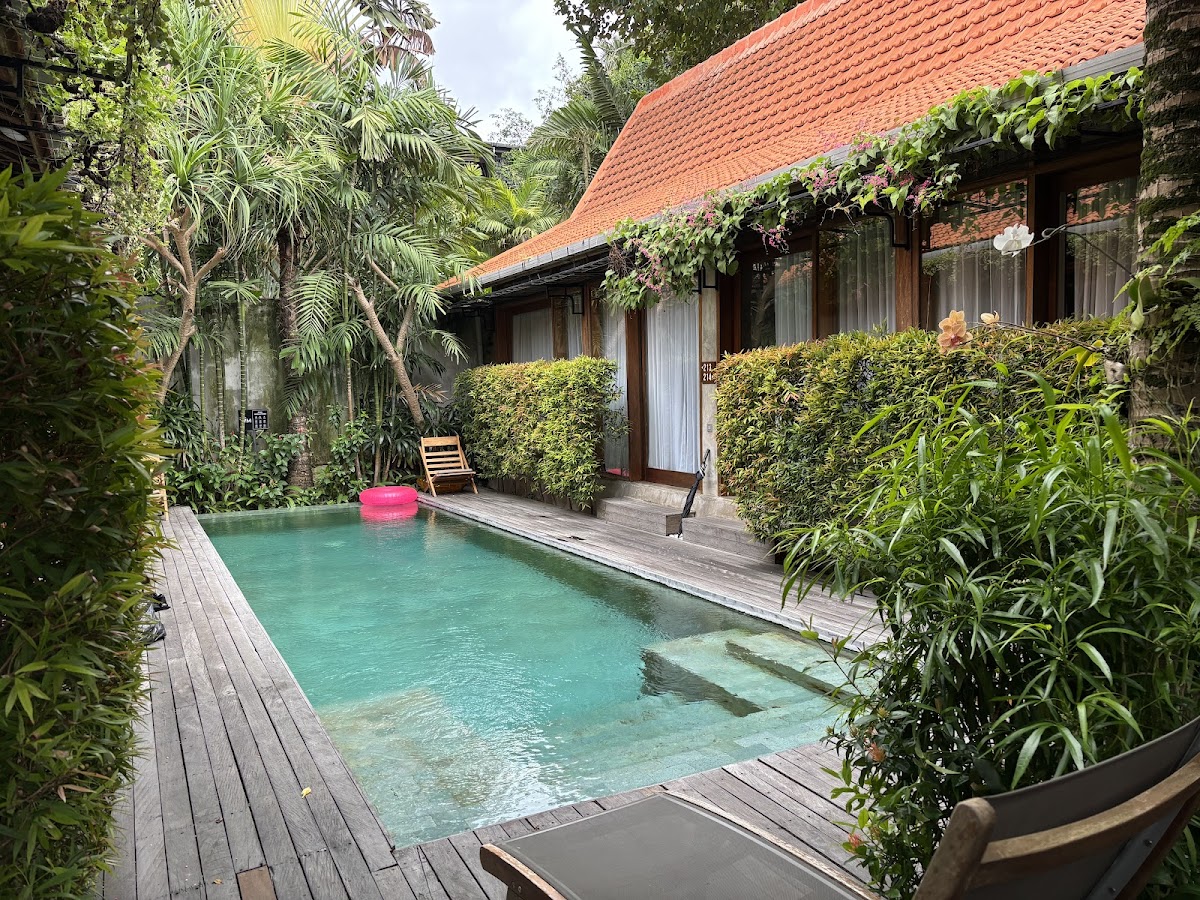 ZIN Canggu Resort & Villas — 4