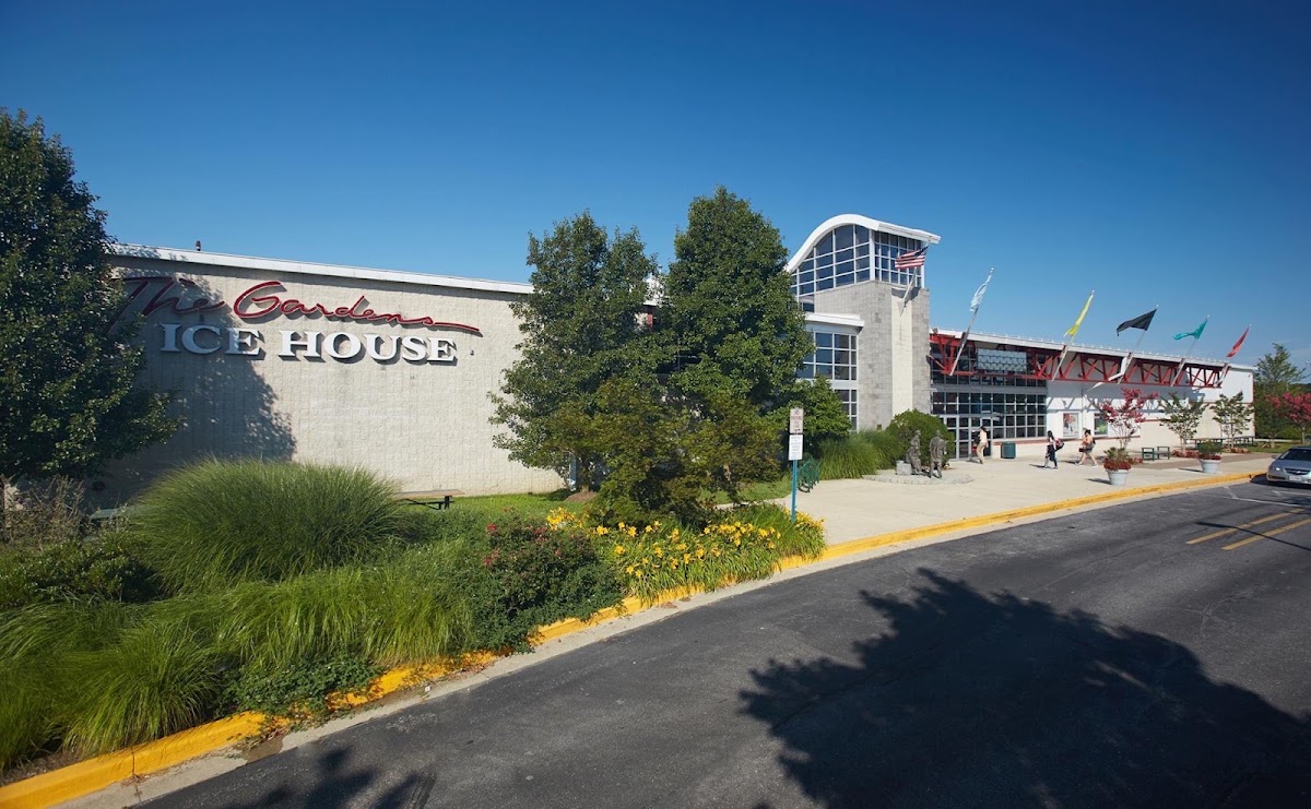 Laurel Hill Ice Rink exterior — Lorton, United States
