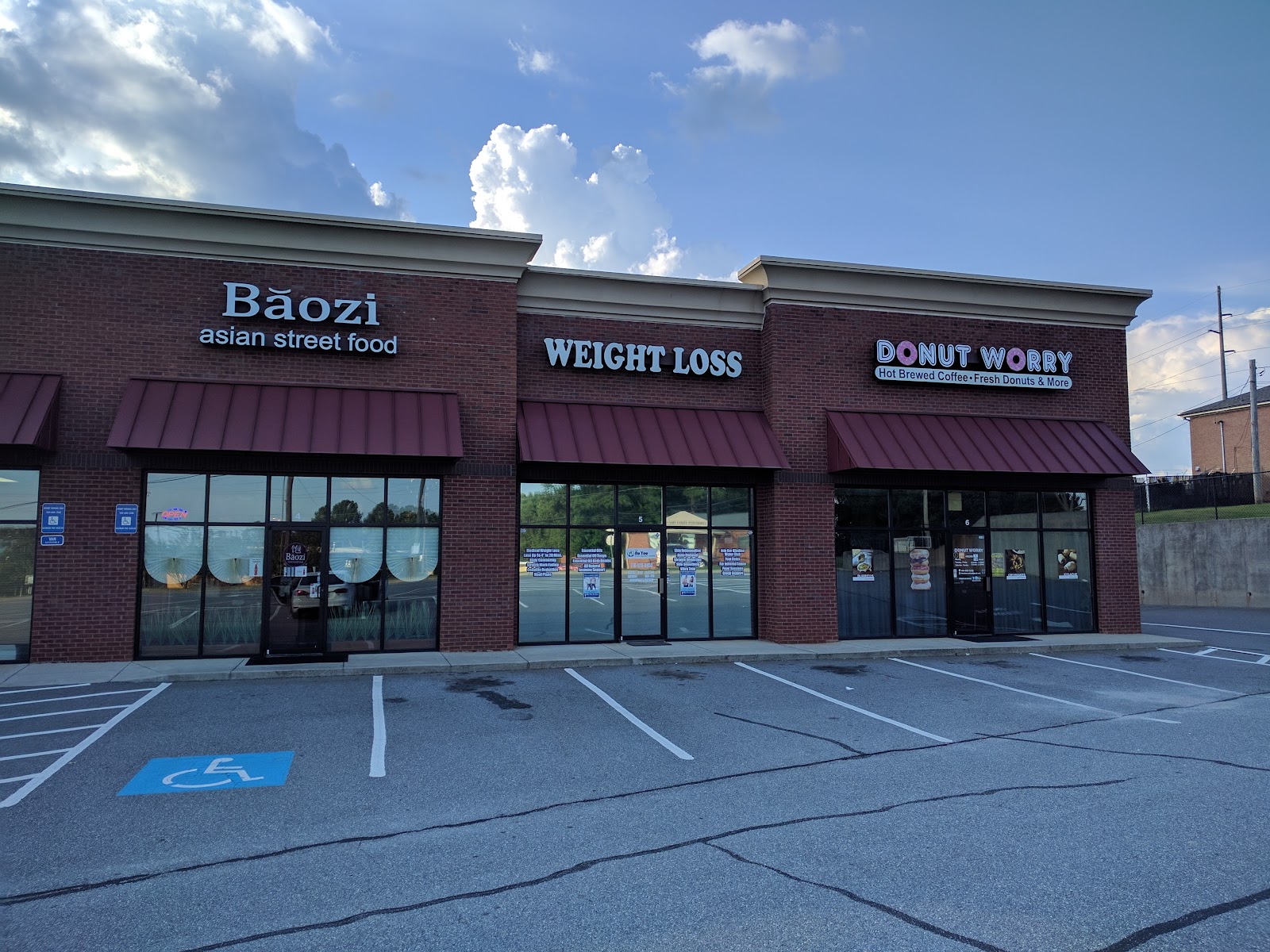 Băozi Asian Street Food (SUSHI&HIBACHI)
