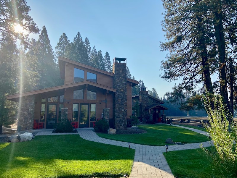 Highlands Ranch Resort