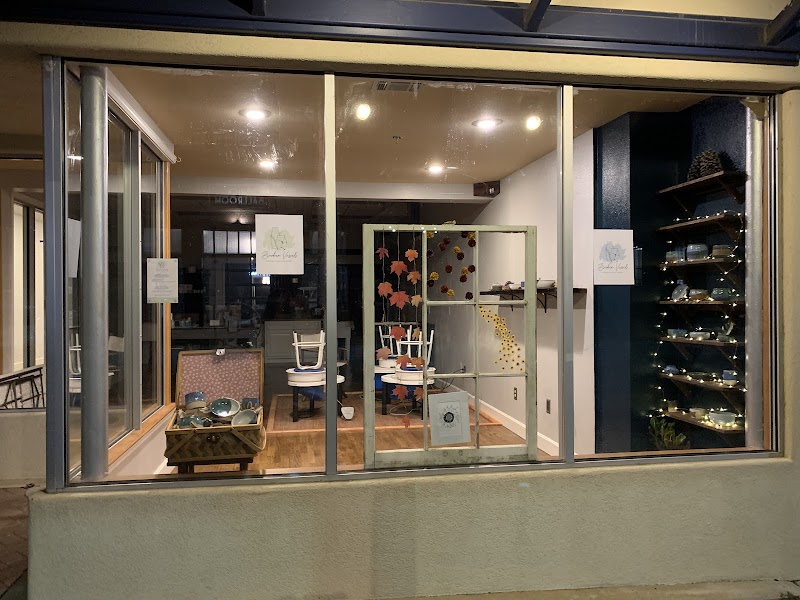 Broken Vessels Pottery Studio