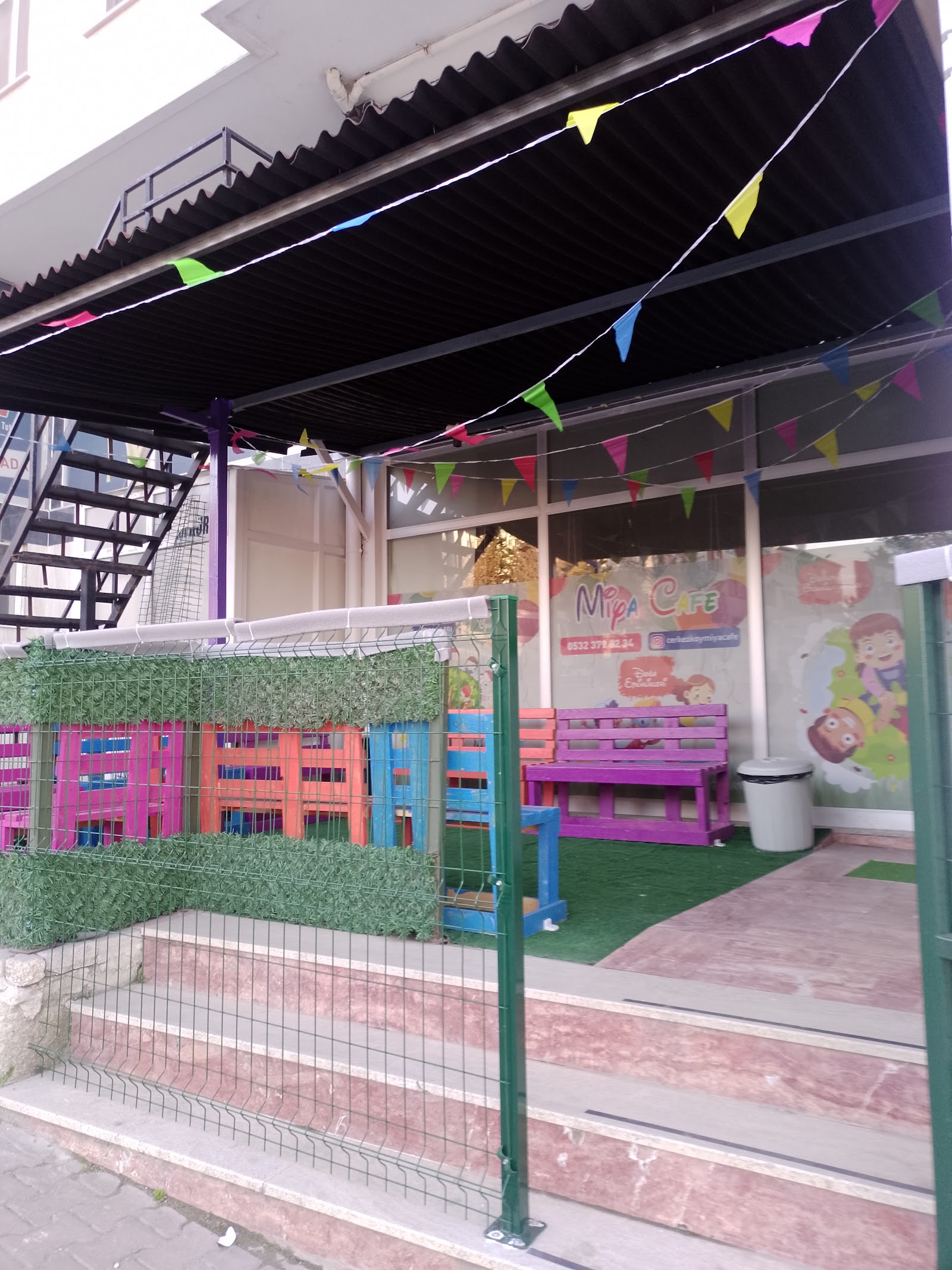 Çerkezköy Miya Cafe mekanı