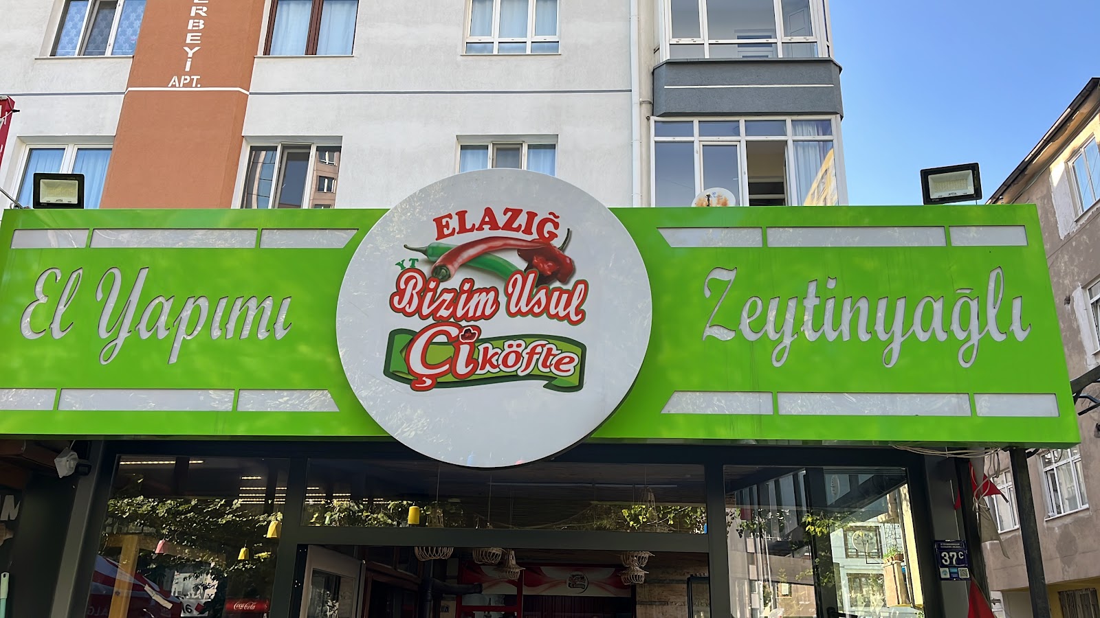 Elazığ Bizim Usul Çi Köfte mekanı