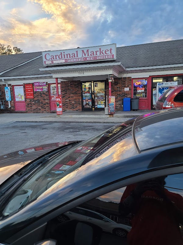 CARDINAL KEY MARKET exterior