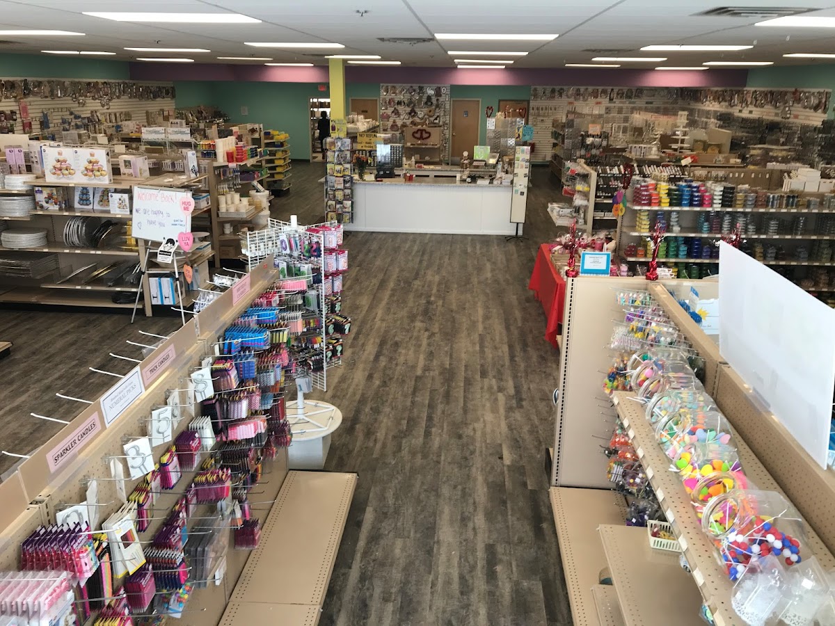Lynn's Cake, Candy, & Chocolate Supplies: Google Places image 5