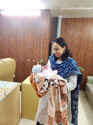 Dr Mukti Harne Paithankar, obstetrician and gynecologist, Infertility Specialist, laparoscopic surgeon in Delhi NCR, Gurgaon - Image 3