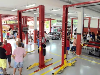 Foto de Sérgio Pneus - Matriz Petrópolis