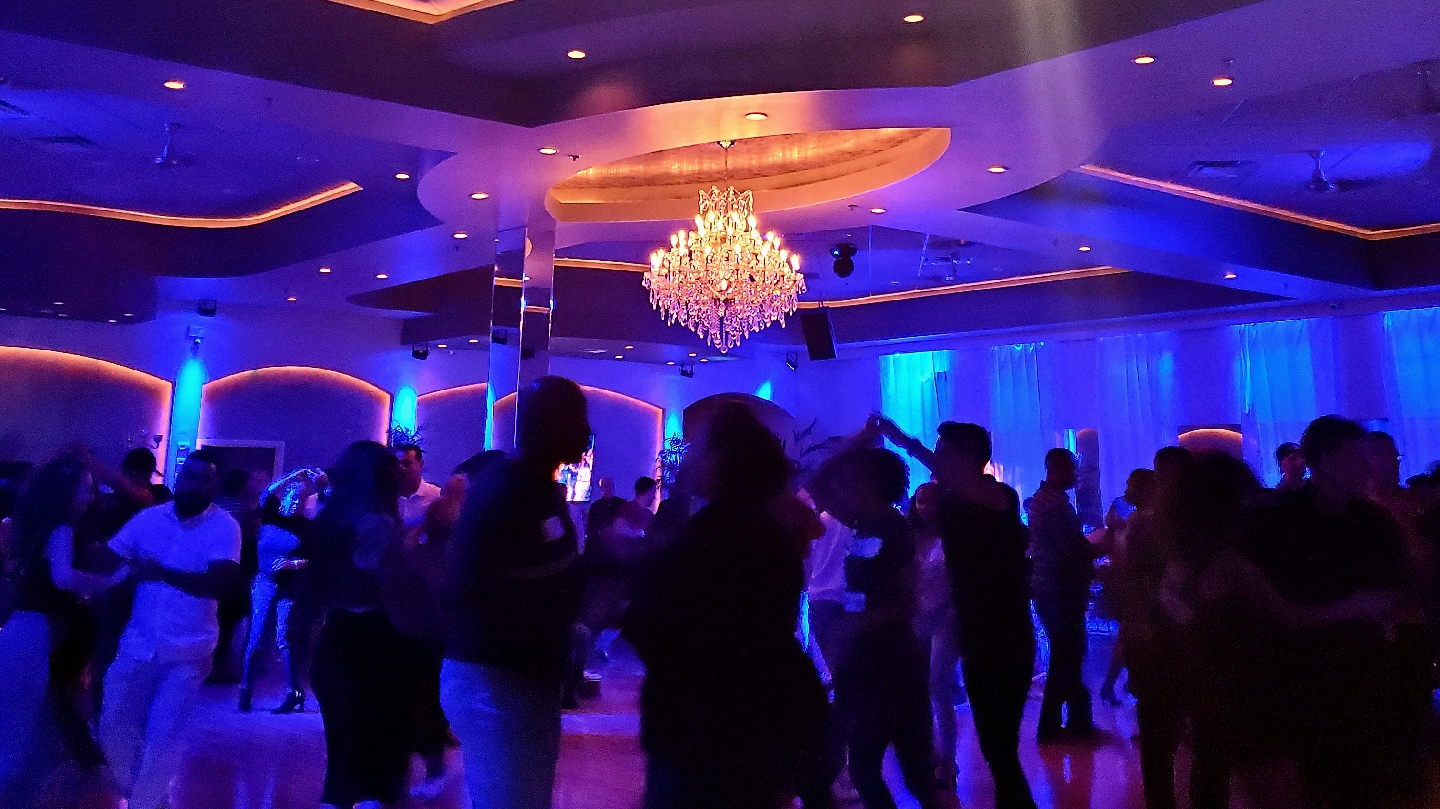 SALSA HEAT DANCE STUDIO